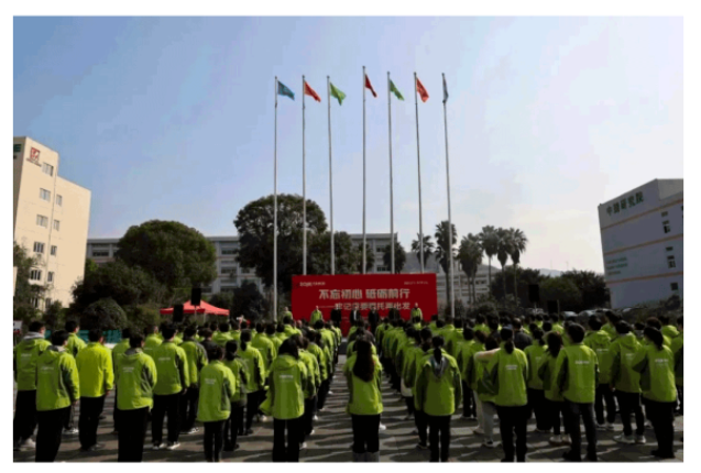 转载上海市缝纫机研究所——谁的中捷？